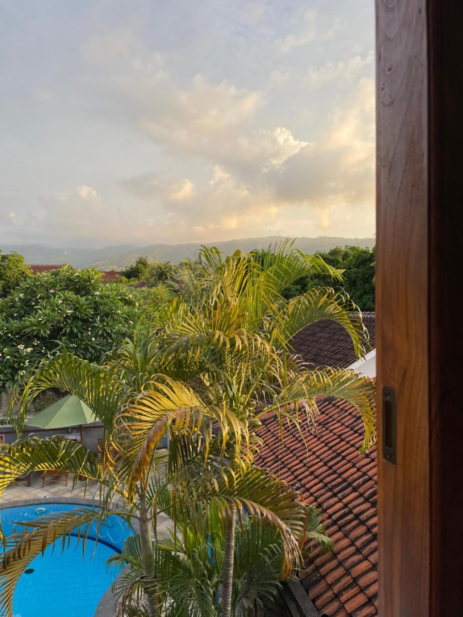Kubu Elsa Bali Hotel Lovina Eksteriør billede