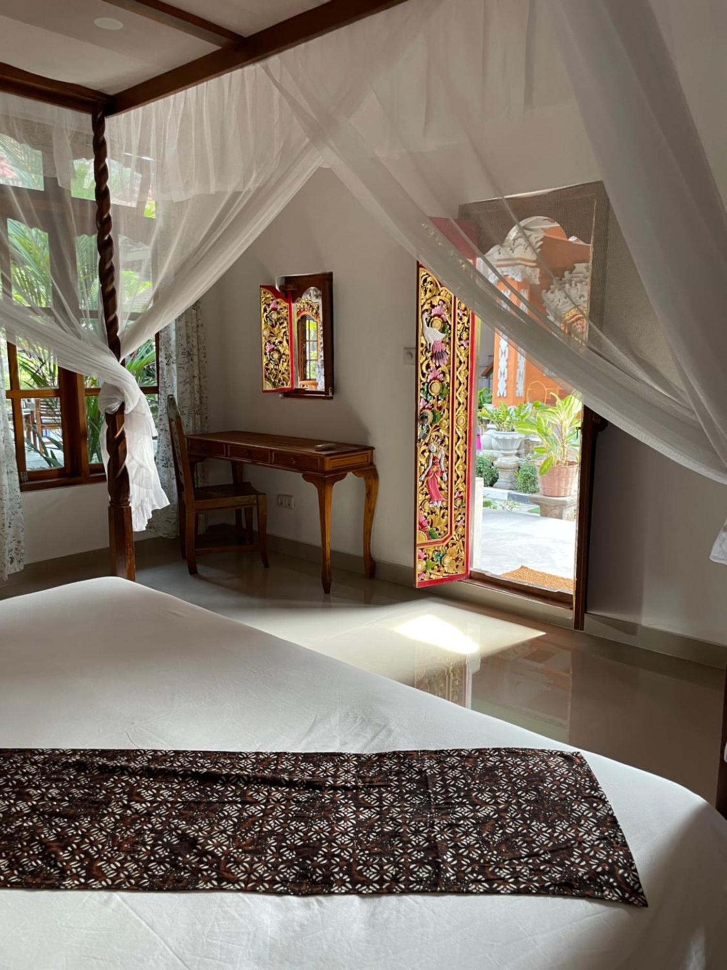 Kubu Elsa Bali Hotel Lovina Eksteriør billede