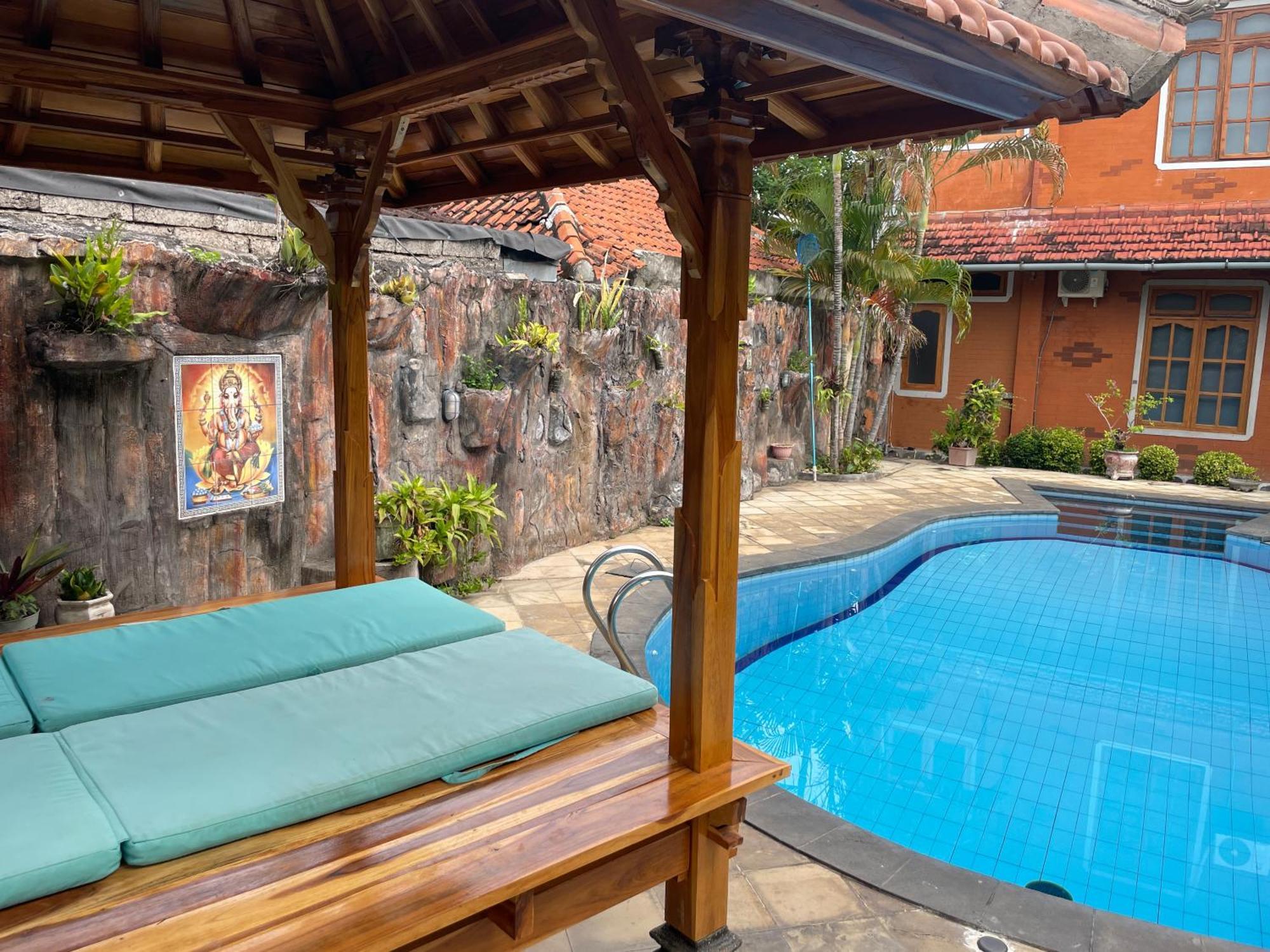 Kubu Elsa Bali Hotel Lovina Eksteriør billede